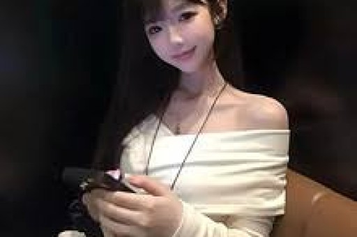 没想到五月还没过完姚晨汪涵就一起双双塌房
